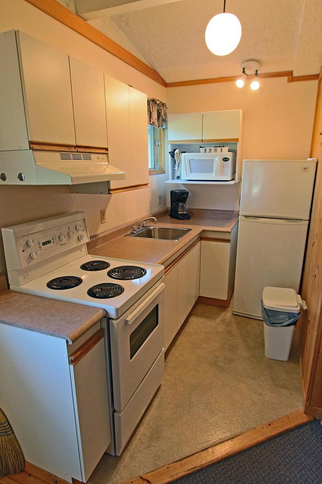 Colonial Bay Motel And Cottages Huntsville Bagian luar foto
